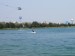 Lyžiari na jazere Zlaté Piesky, 21.IV.2013